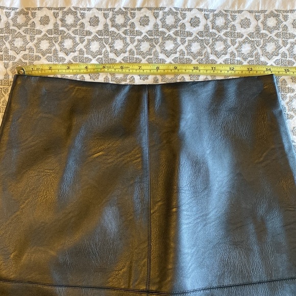 Eclipse black pleather shirt Sz small NWTs. Perfect for fall & winter! Versatile - Picture 4 of 9